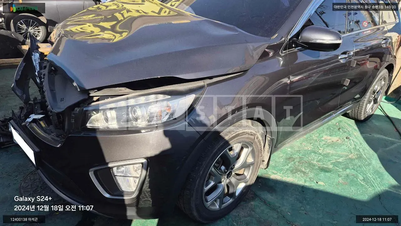 Photo 2 of 16: 2015 Kia Sorento, VIN KNAPS81BDFA062429 — Korean insurance auction