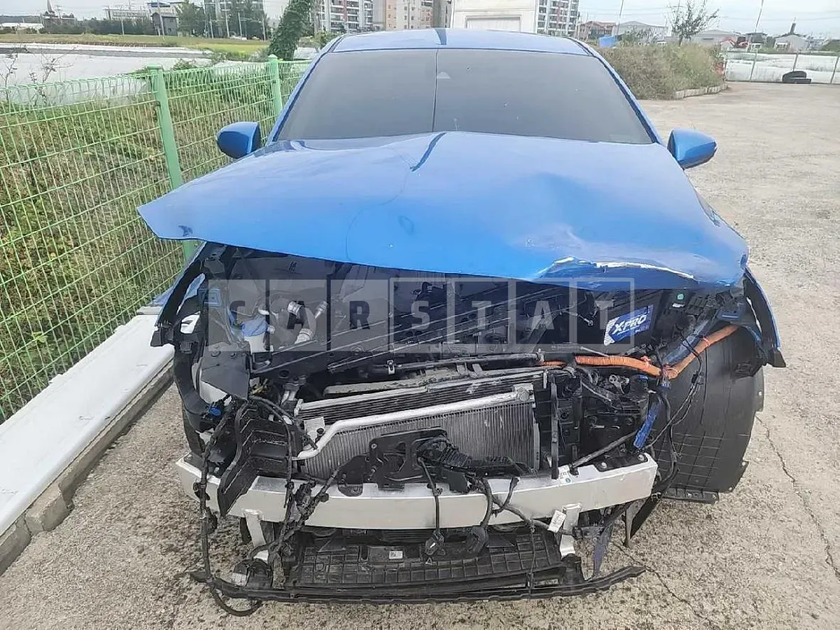 Photo 2 of 13: 2017 Hyundai IONIQ — Korean insurance auction