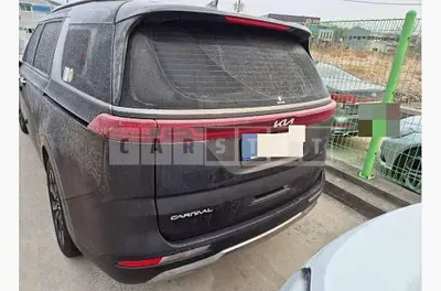 Photo 1 of 23: 2023 Kia Carnivals — Korean insurance auction