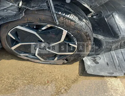 Photo 2 of 50: 2022 Hyundai Modern Ionic 5 — Korean insurance auction