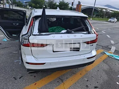 Photo 1 of 14: 2019 Volvo V60CCT5 AWD — Korean insurance auction