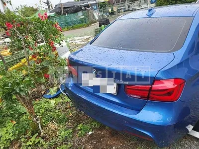 Photo 1 of 6: 2015 BMW 320d, VIN WBA8C5106GK633927 — Korean insurance auction