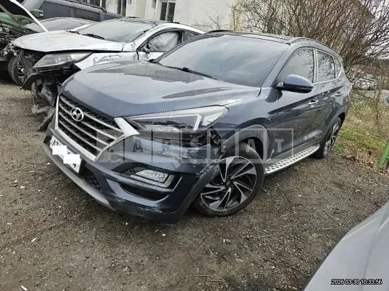 Photo 2 of 18: 2019 Hyundai Tucson, VIN KMHJ5817HKU948878 — Korean insurance auction