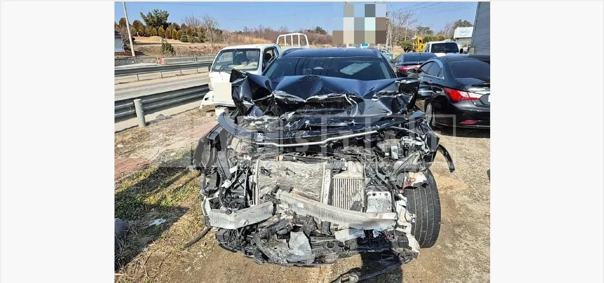 Photo 2 of 12: 2021 Kia Sorento 4WD — Korean insurance auction