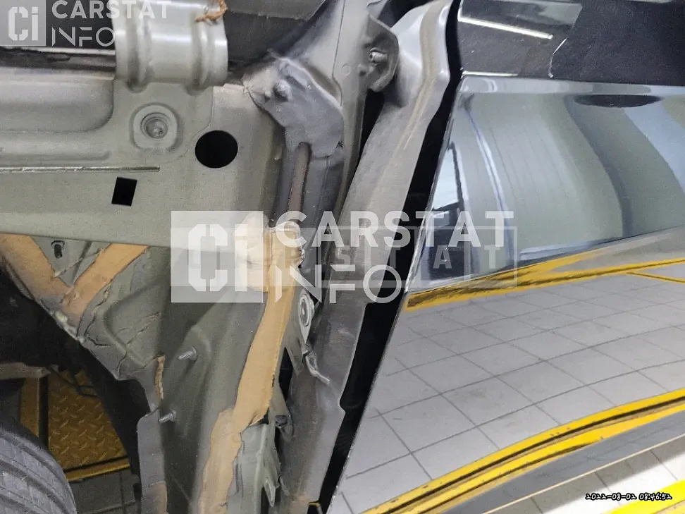 Photo 2 of 49: 2020 Audi A6 40 TDI — Korean insurance auction