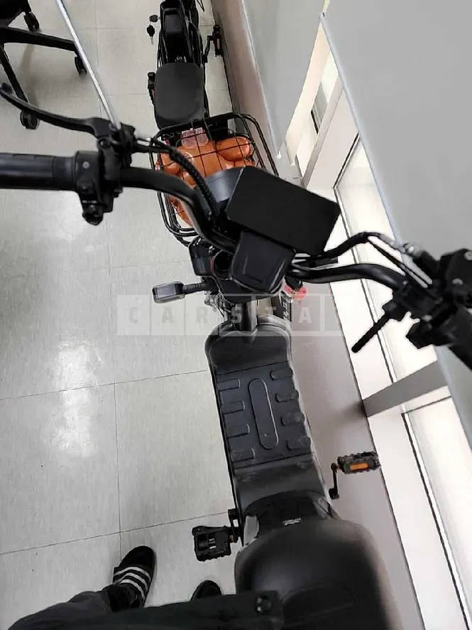 Photo 2 of 6: 2020 Mercedes-Benz Eco Ro S500 Electric Scooter — Korean insurance auction