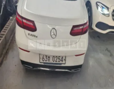 Photo 1 of 15: 2019 Mercedes-Benz E220d Coupe, VIN WDD1J1EB0KF097563 — Korean insurance auction