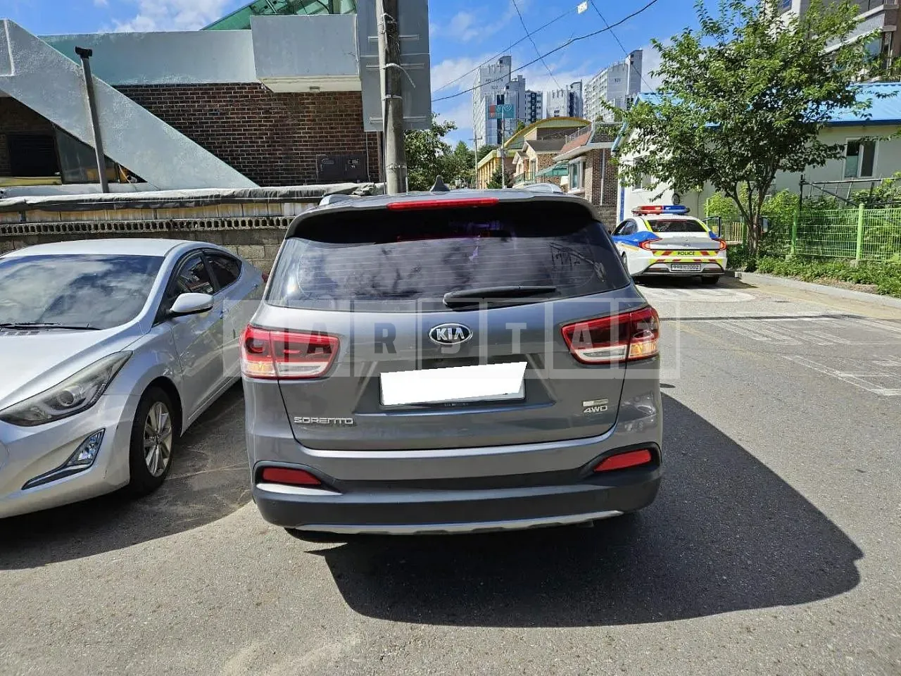 Photo 2 of 13: 2015 Kia Sorento, VIN KNAPK81ADFA109921 — Korean insurance auction