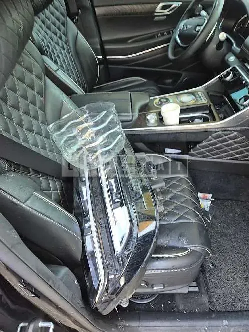 Photo 2 of 37: 2021 Genesis GV80 4WD — Korean insurance auction