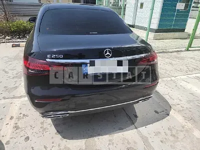 Photo 1 of 19: 2021 Mercedes-Benz E250, VIN W1KZF4FB2MA983775 — Korean insurance auction