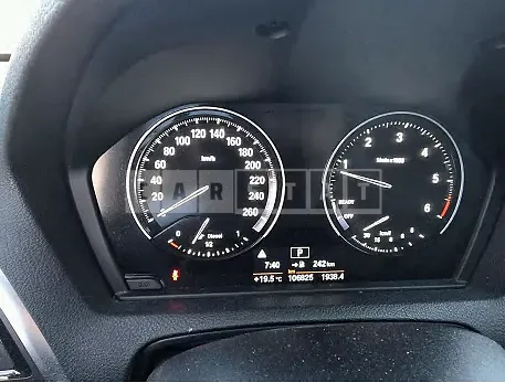 Photo 2 of 27: 2018 BMW 118d — Korean insurance auction