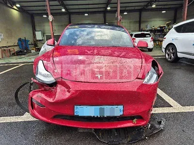 Photo 1 of 51: 2021 Tesla Model Y Standard Range, VIN 5YJYGDED0MF235216 — Korean insurance auction