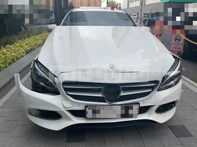 Photo 1 of 11: 2016 Mercedes-Benz C200 d, VIN WDDWF3HB6HR232647 — Korean insurance auction