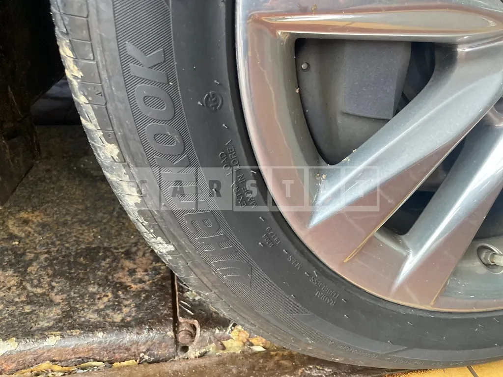Photo 2 of 26: 2015 Lexus LS460 4WD, VIN JTHCL1EF0F5024042 — Korean insurance auction