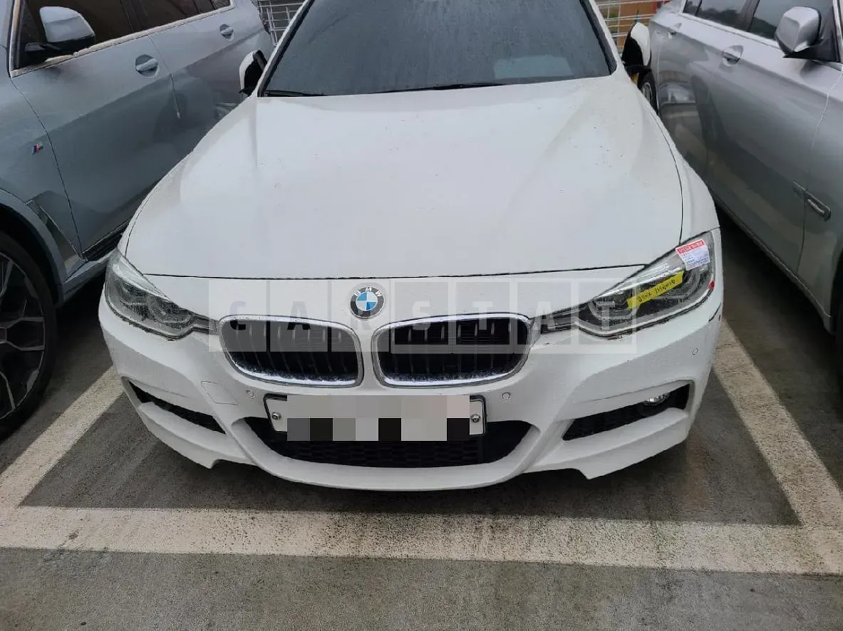 Photo 2 of 3: 2016 BMW (parts) 320i Headlamp — Korean insurance auction
