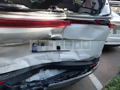Photo 1 of 17: 2024 Kia Carnival Hybrid — Korean insurance auction