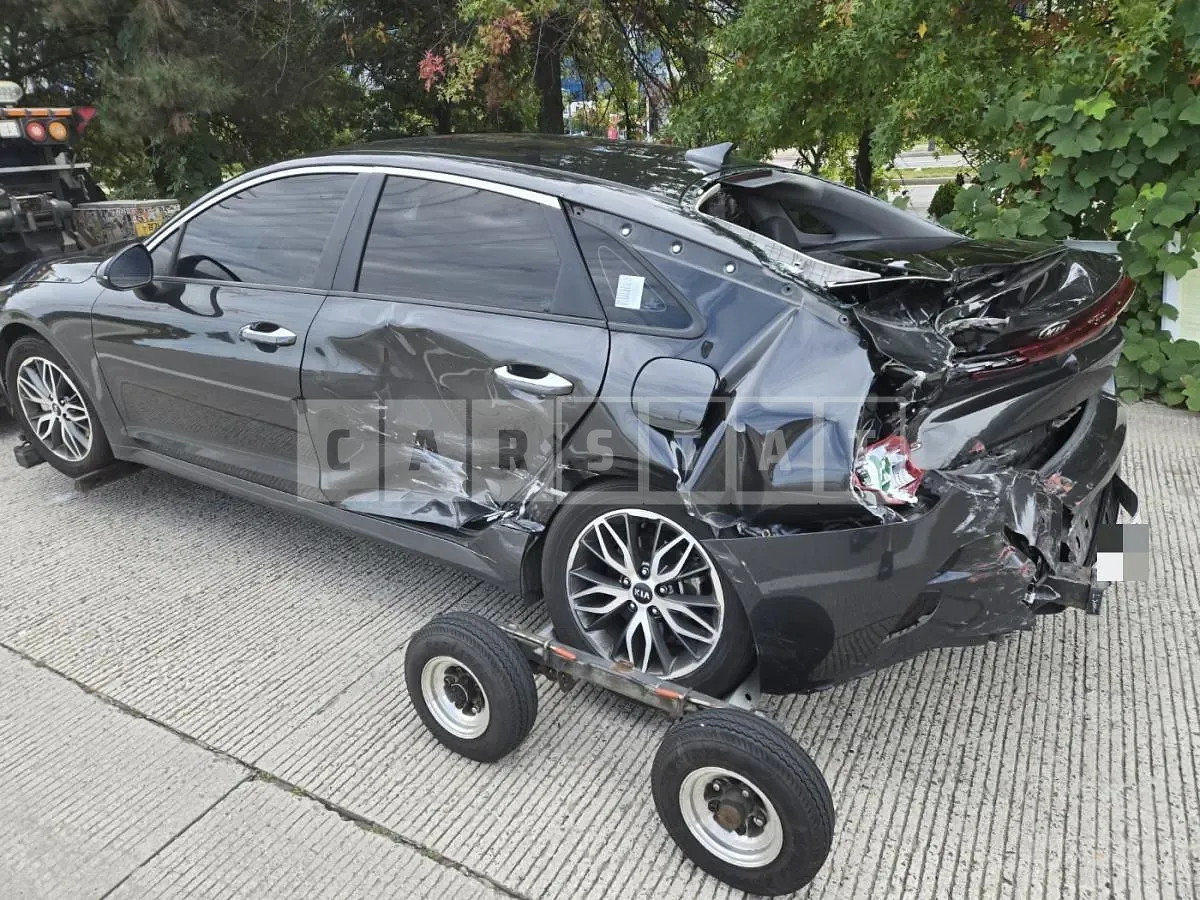 Photo 2 of 4: 2020 Kia K5 LPG — Korean insurance auction