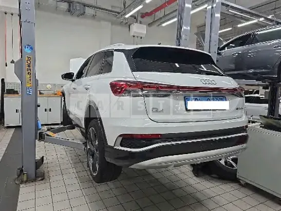 Photo 2 of 16: 2023 Audi Q4 40 e-tron — Korean insurance auction