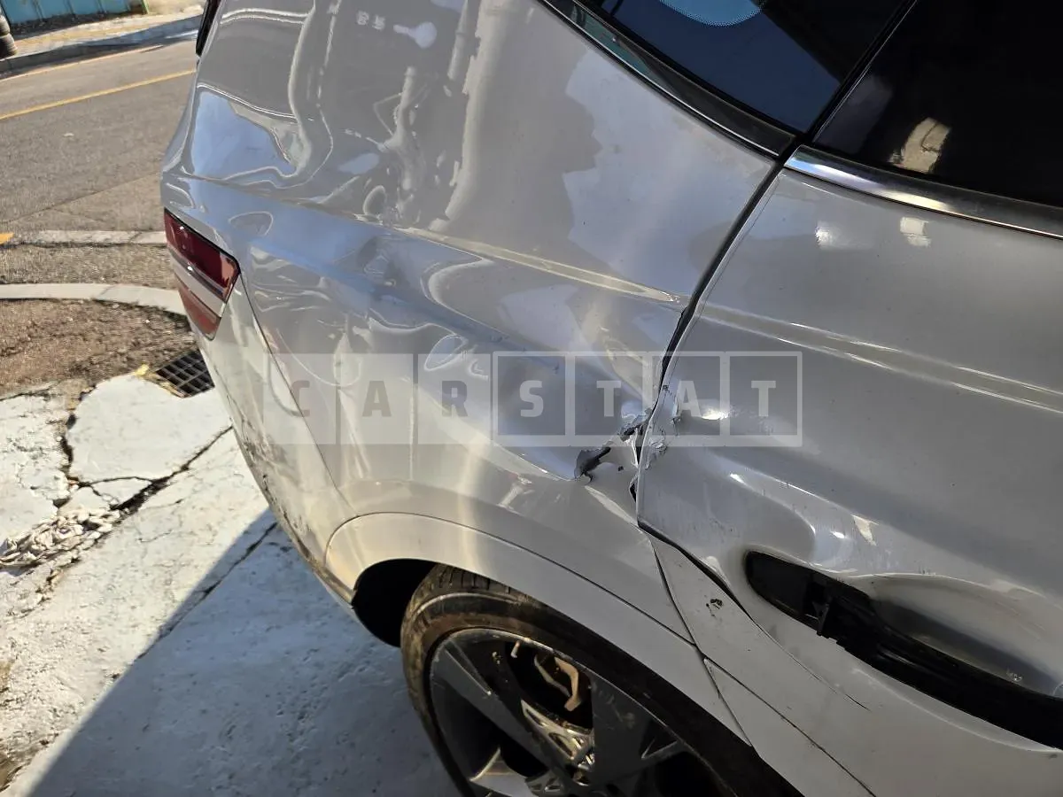 Photo 2 of 20: 2020 Genesis GV80 4WD, VIN KMTHB81DDLU016413 — Korean insurance auction