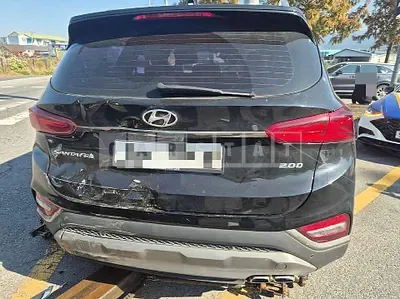 Photo 1 of 6: 2018 Hyundai Santa Fe TM — Korean insurance auction