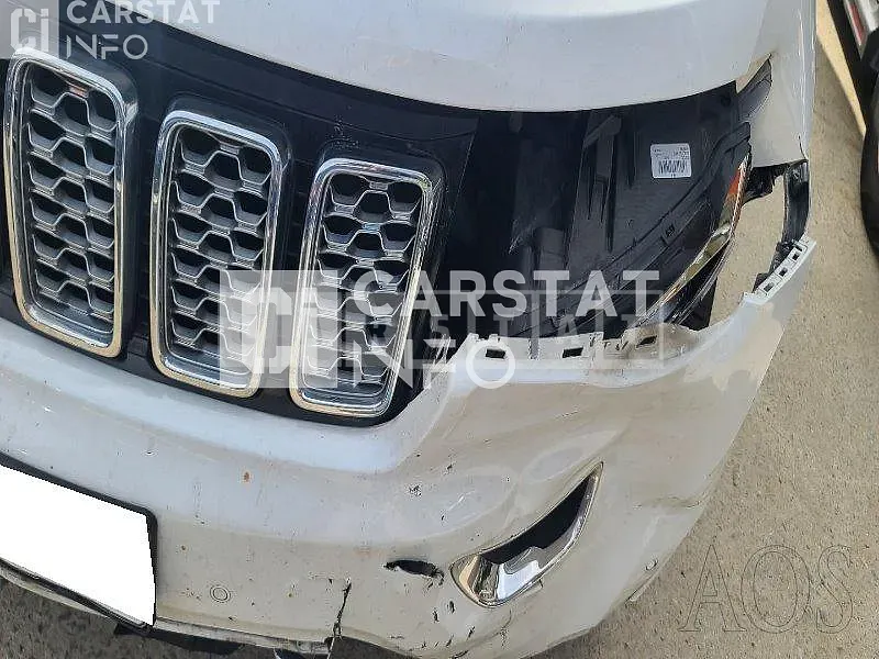 Photo 2 of 24: 2019 Jeep Straw Grand Cherokee, VIN 1C4RJFCG7KC730571 — Korean insurance auction