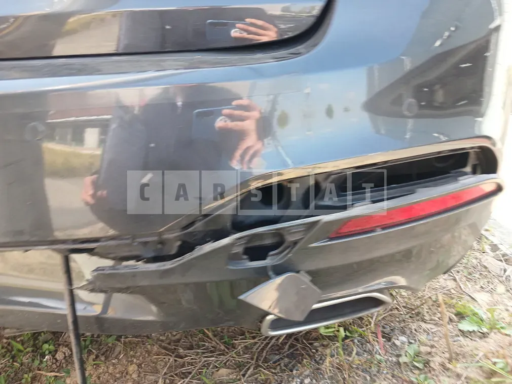 Photo 2 of 4: 2019 BMW 530i xDrive M Sport Packag, VIN WBAJD9107KWC84304 — Korean insurance auction