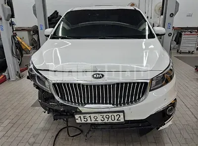 Photo 1 of 24: 2016 Kia Carnival, VIN KNAMC81ABGS162599 — Korean insurance auction