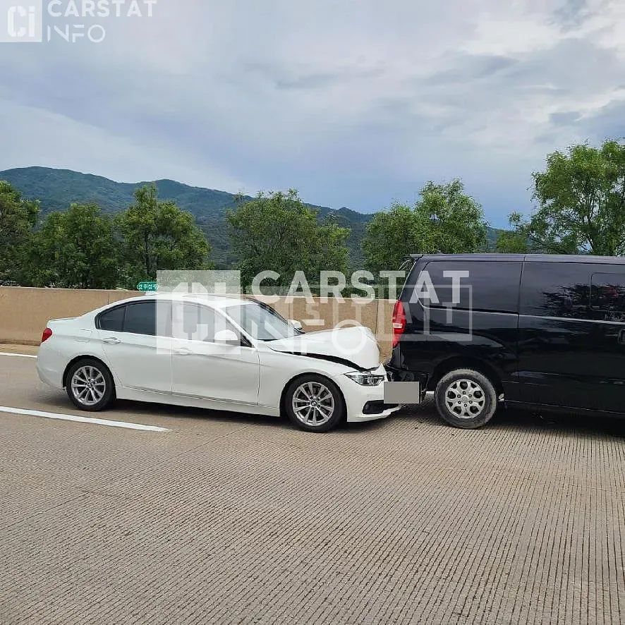 Photo 3 of 3: 2017 BMW 320d, VIN WBA8C5103HA068463 — Korean insurance auction