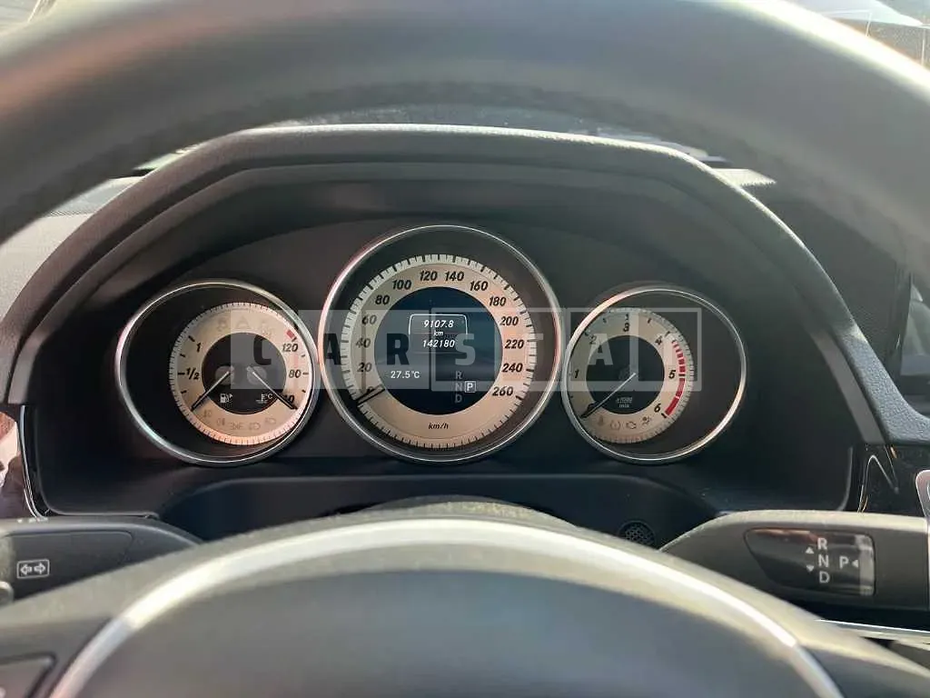 Photo 2 of 23: 2016 Mercedes-Benz E220 BlueTec — Korean insurance auction
