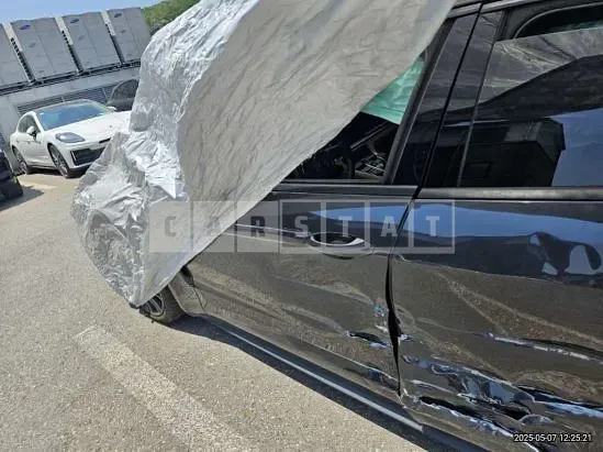Photo 2 of 23: 2018 Porsche Panamera 4 e-Hybrid — Korean insurance auction