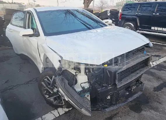 Photo 2 of 12: 2020 Hyundai Kona, VIN KMHK381EGLU036622 — Korean insurance auction