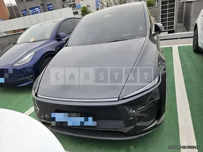 Photo 1 of 26: 2025 Tesla Model Y Long Range — Korean insurance auction
