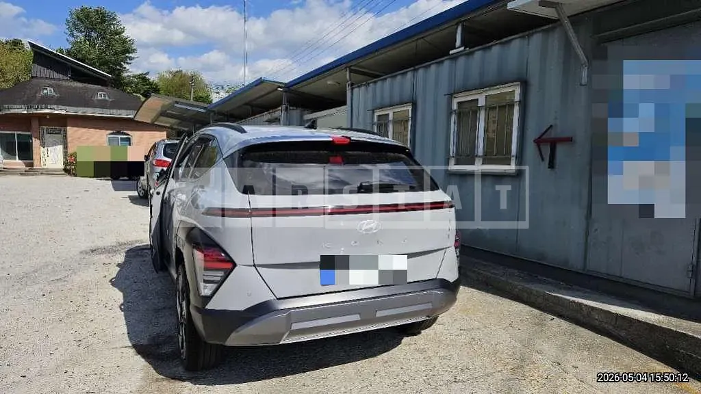Photo 2 of 43: 2024 Hyundai Kona Gasoline — Korean insurance auction