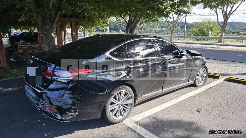Photo 2 of 7: 2019 Genesis G80 3.3 — Korean insurance auction