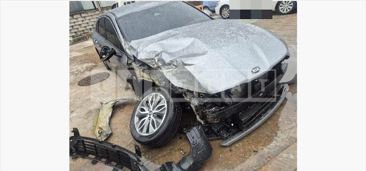 Photo 2 of 12: 2020 Kia K5 2.0 Hybrid — Korean insurance auction