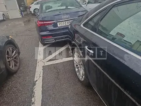 Photo 2 of 9: 2015 Audi A8L 50 TDI quattro, VIN WAUZZZ4H4FN002134 — Korean insurance auction