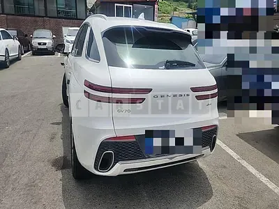 Photo 1 of 14: 2023 Genesis GV70 AWD — Korean insurance auction