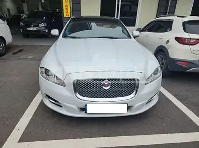 Photo 1 of 22: 2015 Jaguar XJ 3.0 d — Korean insurance auction