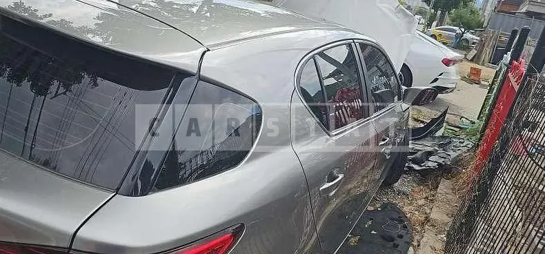 Photo 2 of 15: 2019 Lexus CT200h — Korean insurance auction