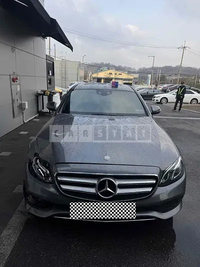 2016 Mercedes-Benz E200