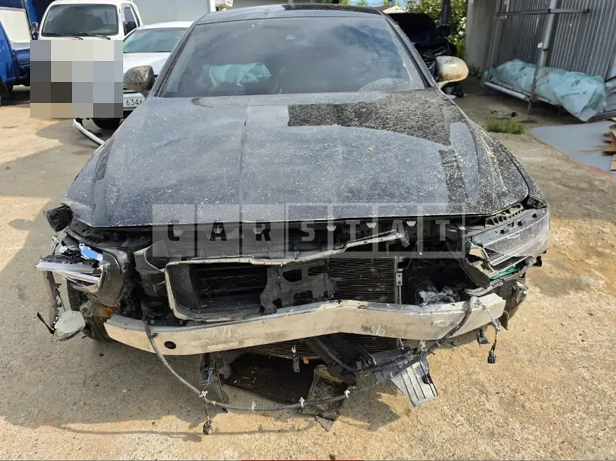Photo 2 of 12: 2019 Genesis G90 3.8 — Korean insurance auction
