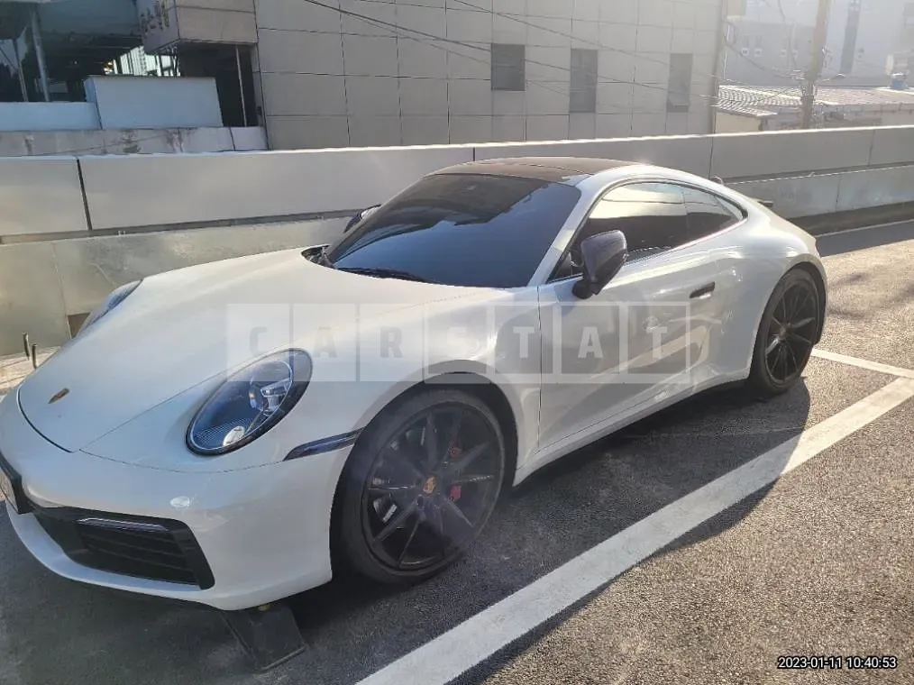 Photo 2 of 40: 2020 Porsche 911 Carrera 4S, VIN WP0AB2992LS226223 — Korean insurance auction