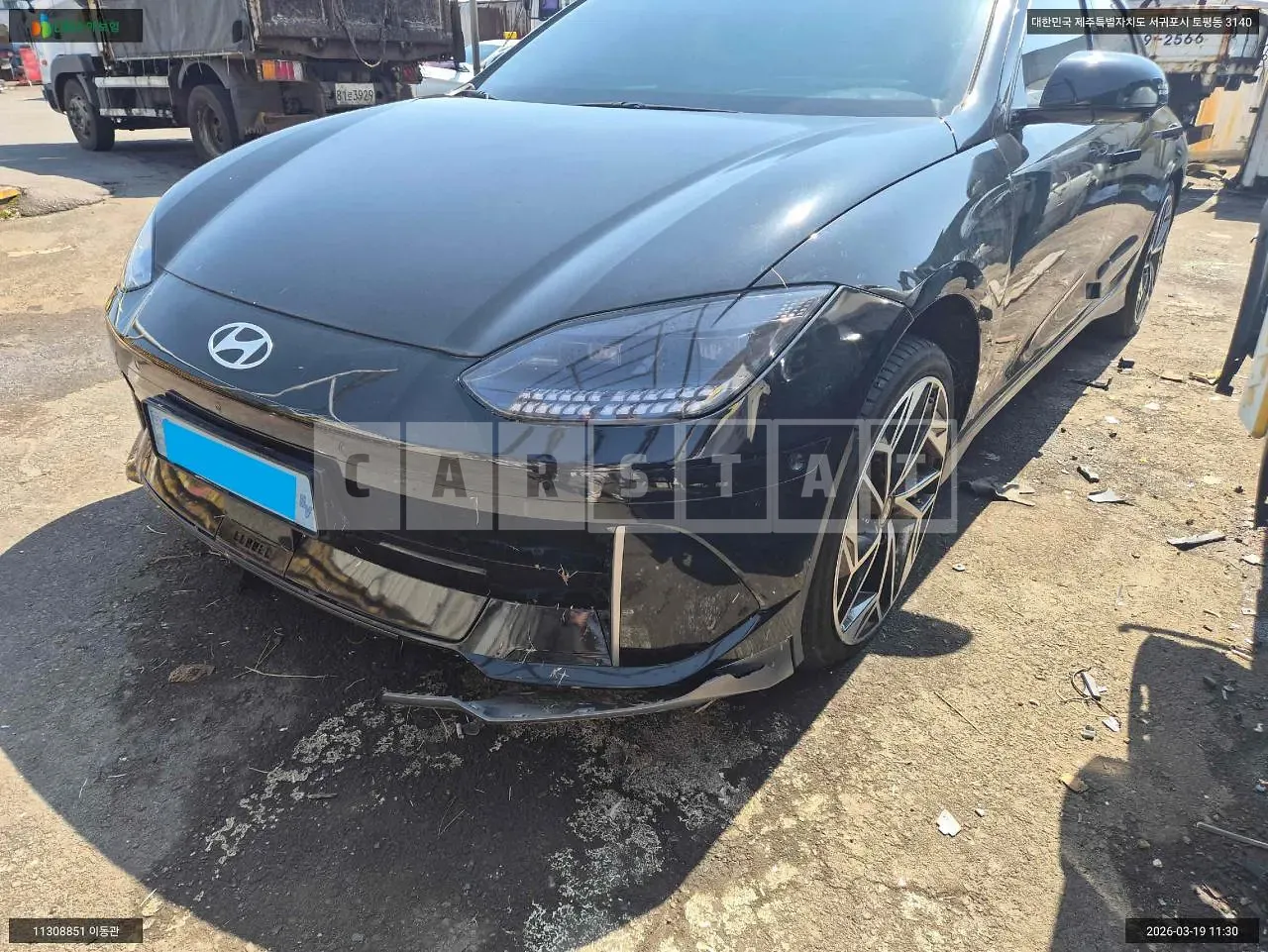 Photo 2 of 40: 2023 Hyundai IONIQ 6, VIN KMHM541CPPA031556 — Korean insurance auction