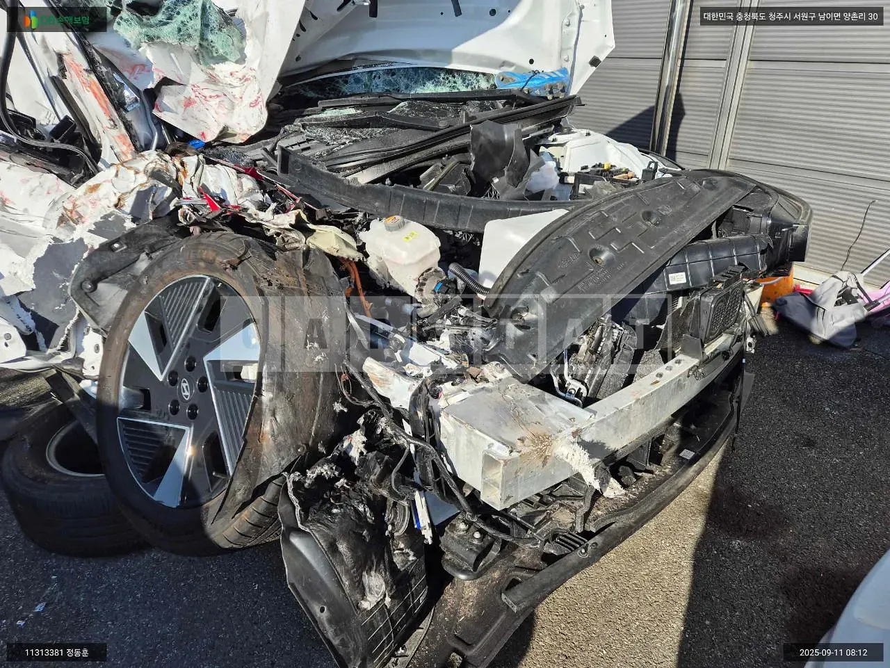 Photo 2 of 14: 2025 Hyundai IONIQ 5, VIN KMHKN81AFSU355275 — Korean insurance auction