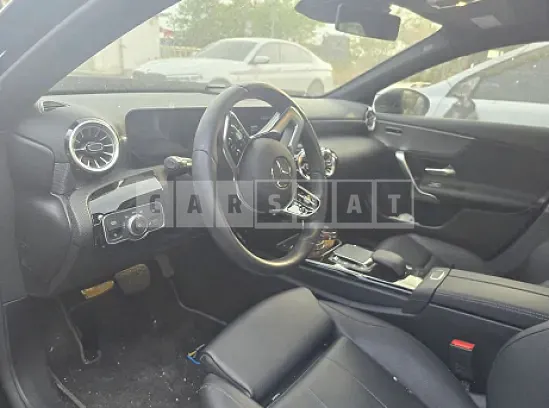 Photo 2 of 16: 2022 Mercedes-Benz A200 d Sedan — Korean insurance auction