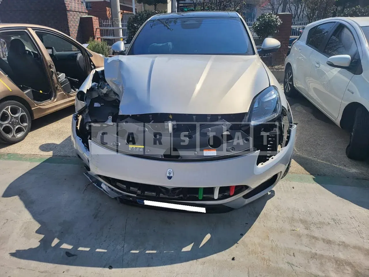Photo 2 of 48: 2023 Maserati Grecale Modena, VIN ZN6AW82G3P7441228 — Korean insurance auction