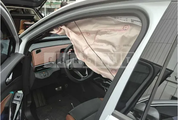 Photo 2 of 12: 2022 Volkswagen ID.4 Pro — Korean insurance auction