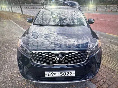 Photo 1 of 17: 2018 Kia Sorento, VIN KNAPS81ABJA433085 — Korean insurance auction