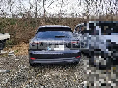 Photo 1 of 12: 2022 Porsche Cayenne, VIN WP1AA29Y6NDA20435 — Korean insurance auction