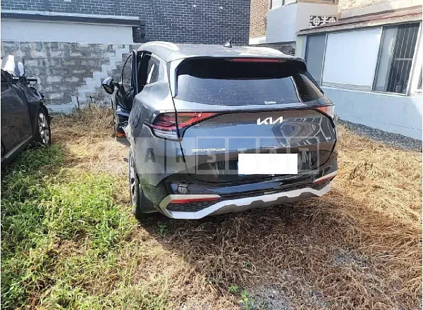 Photo 2 of 31: 2024 Kia Sportage — Korean insurance auction